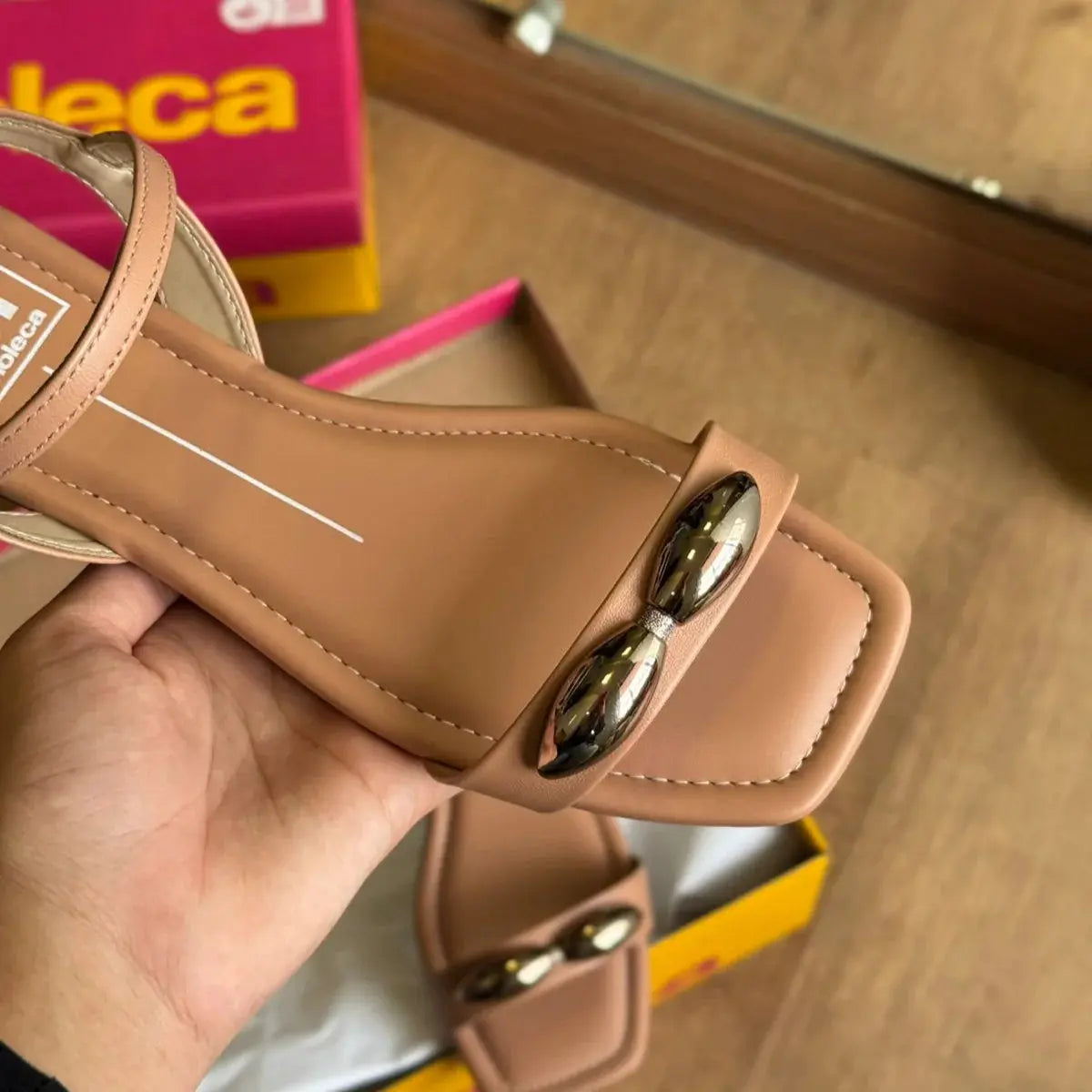 Sandalia Moleca Beige MokaBoutiqueCR