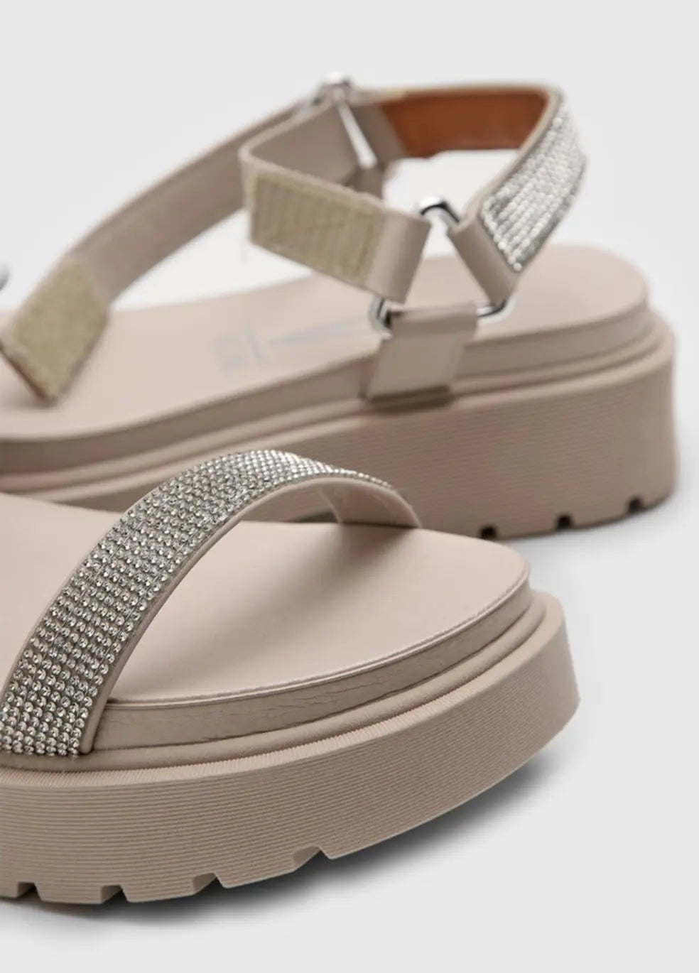 Sandalia Vizzano gris MokaBoutiqueCR