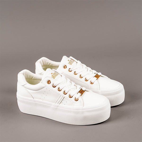 Tenis all white Mios