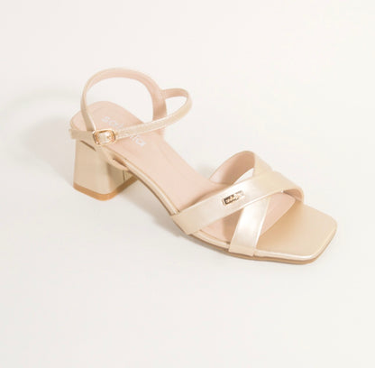 Sandalia Sabata Ariana Gold