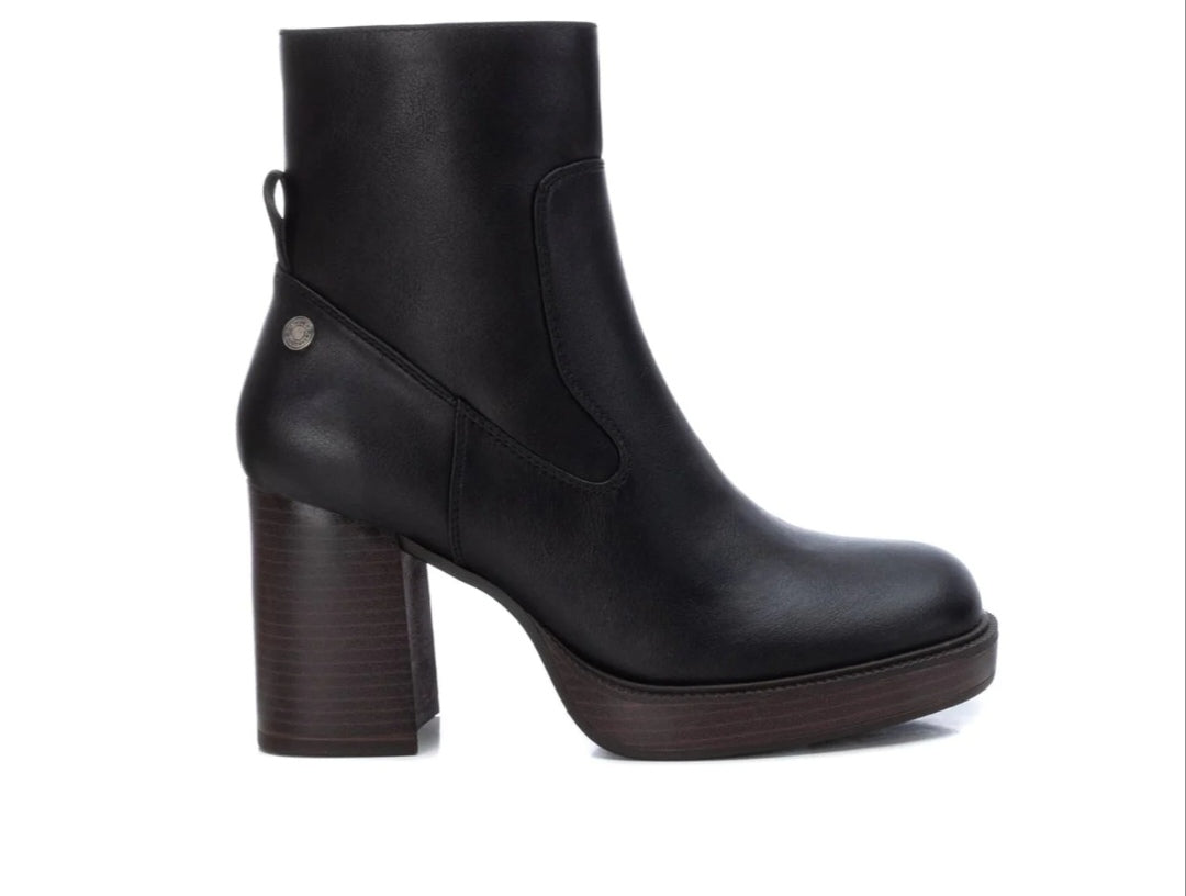 Botas Negra Refresh MokaBoutiqueCR