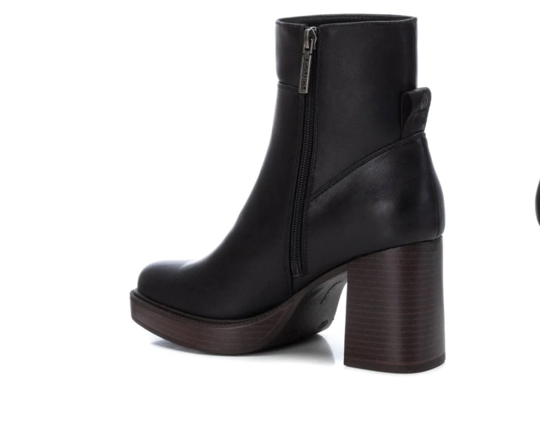 Botas Negra Refresh MokaBoutiqueCR