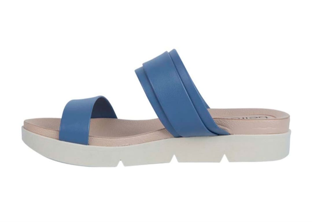 Sandalias celestes Beira Rio Oferta!! MokaBoutiqueCR