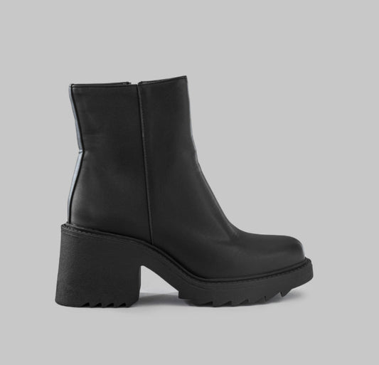 Botas Negras Polly - MokaBoutiqueCR